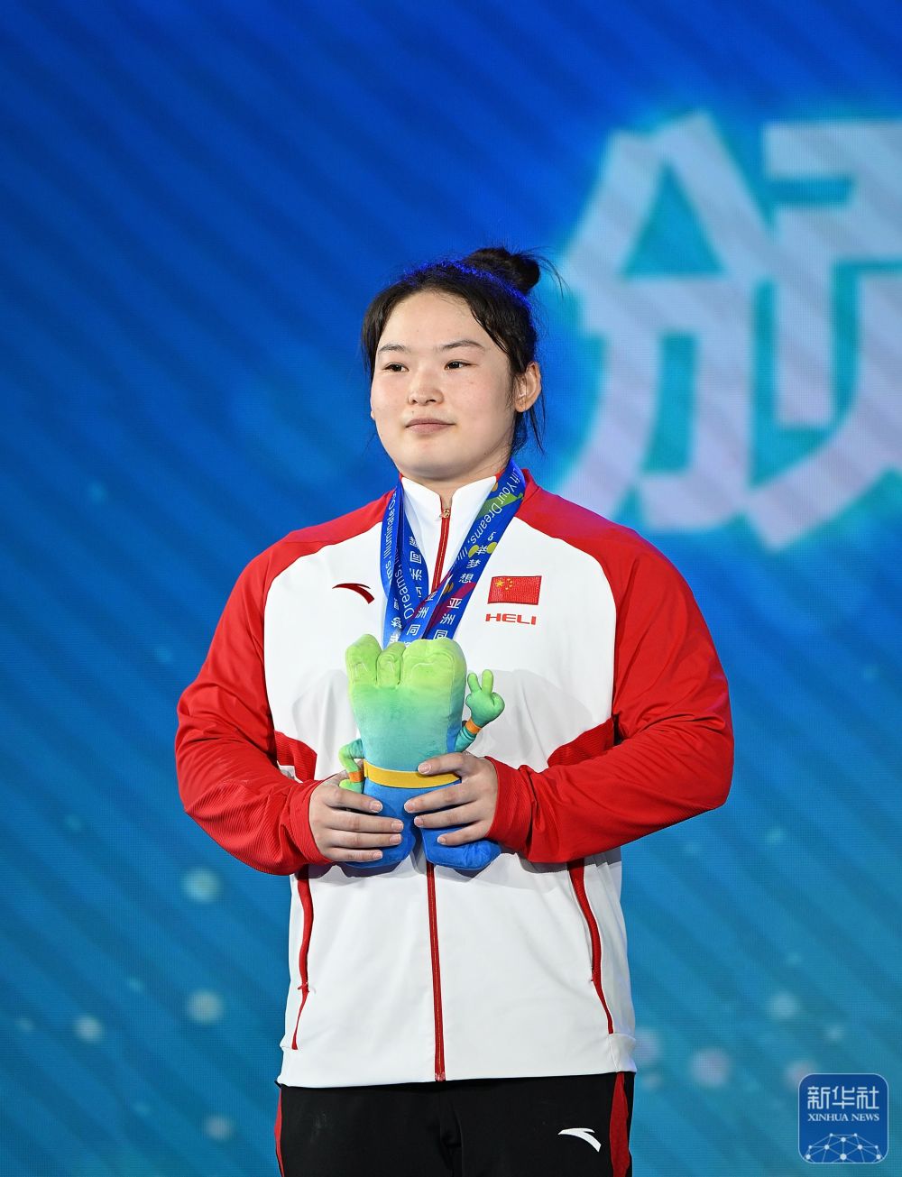 关于举重项目人才济济，选手实力均衡的信息